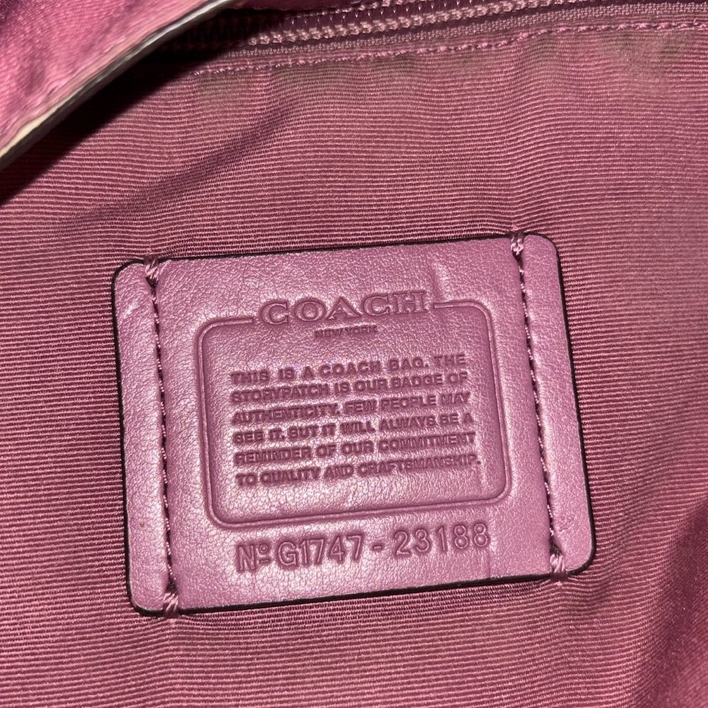 Coach Market Pink Glitter Turnlock Tote Bag - Picture 12 of 16